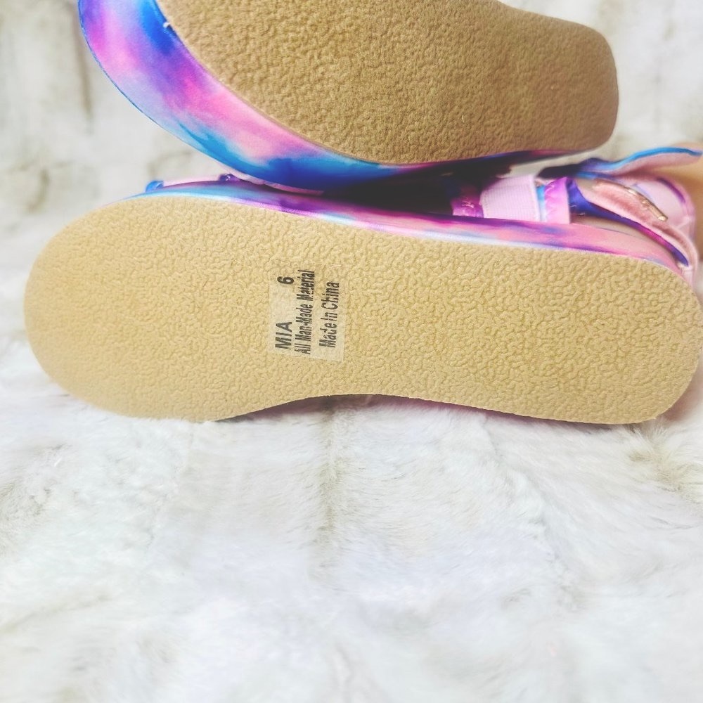 Pazzle Cotton Candy Platform Tie Dye Pink Harness Strap Sandals - Picture 9 of 9